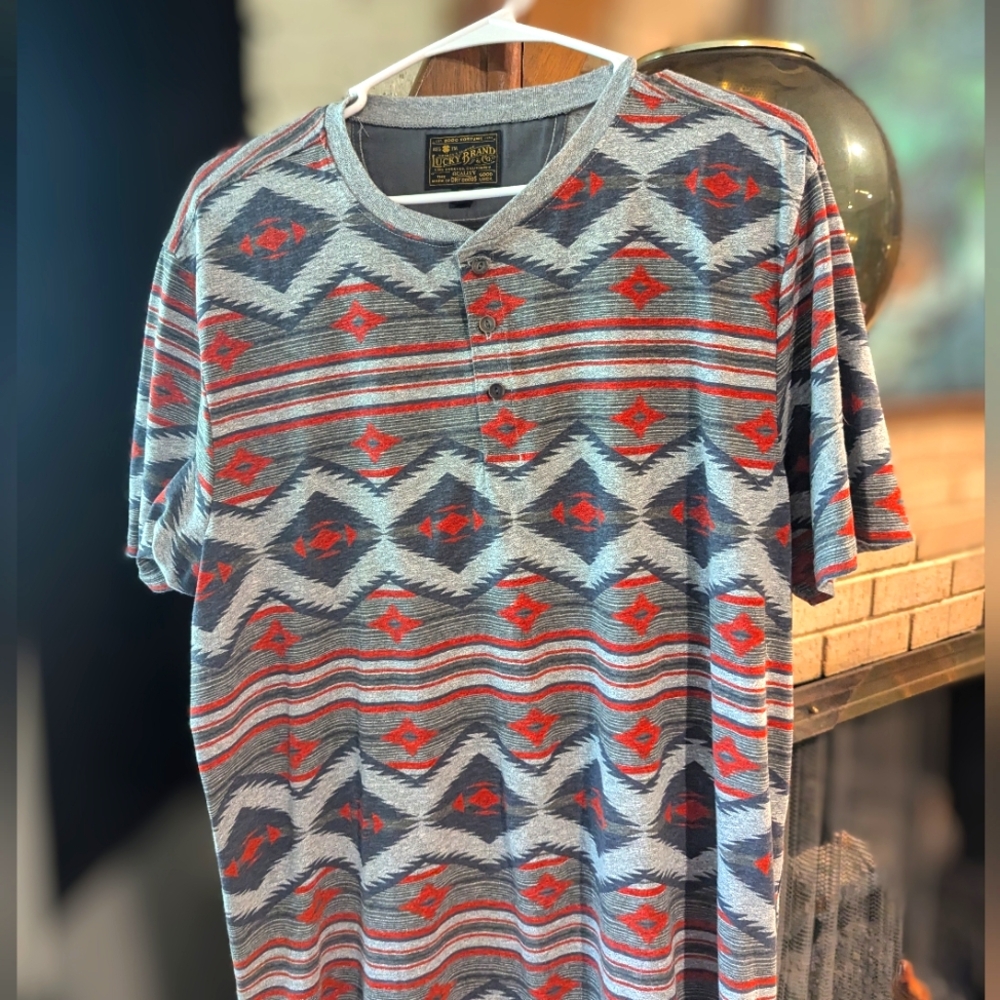 Lucky Brand Aztec Pattern T-shirt XL
